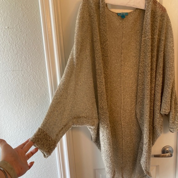 Cardigan - Picture 2 of 2